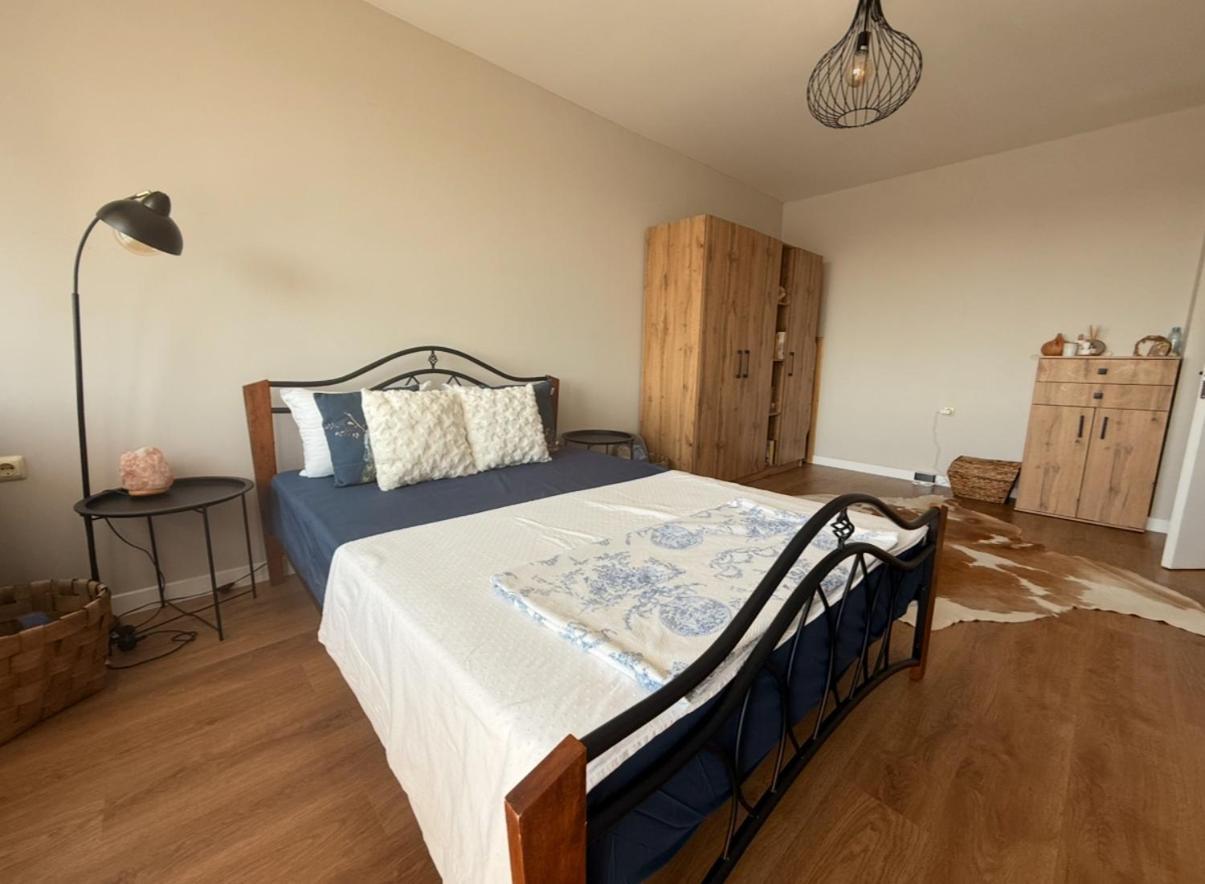 Annabella's Place Apartament Veliko Tărnovo